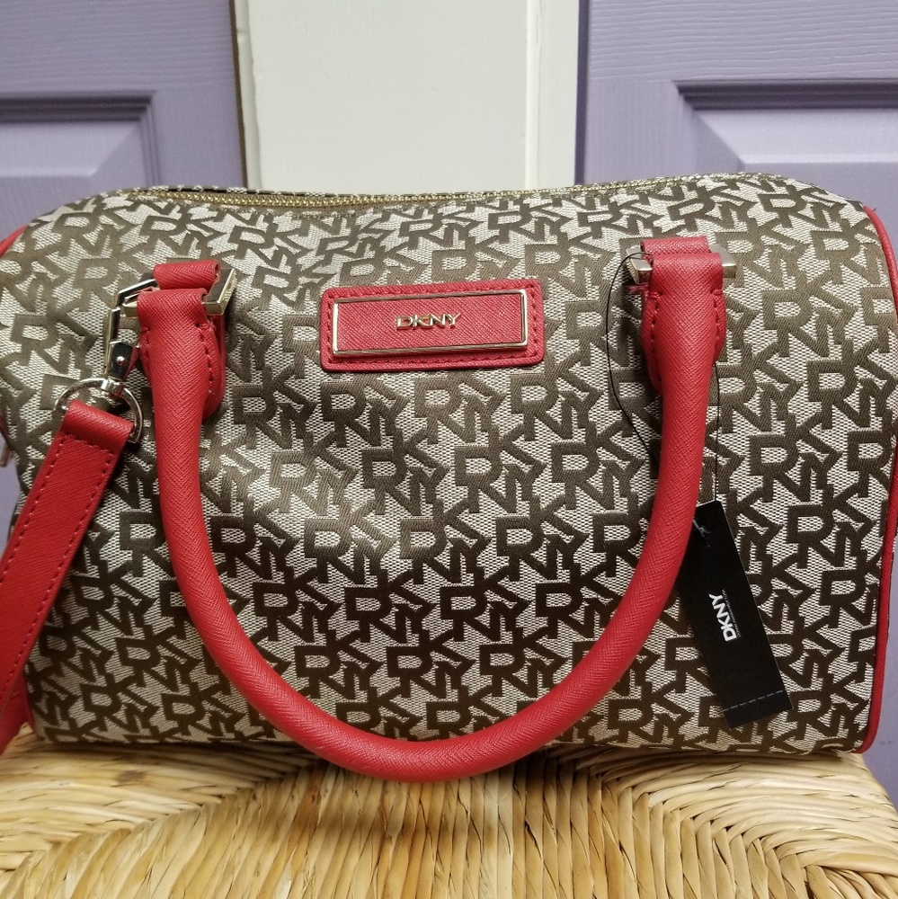 Signature Purse